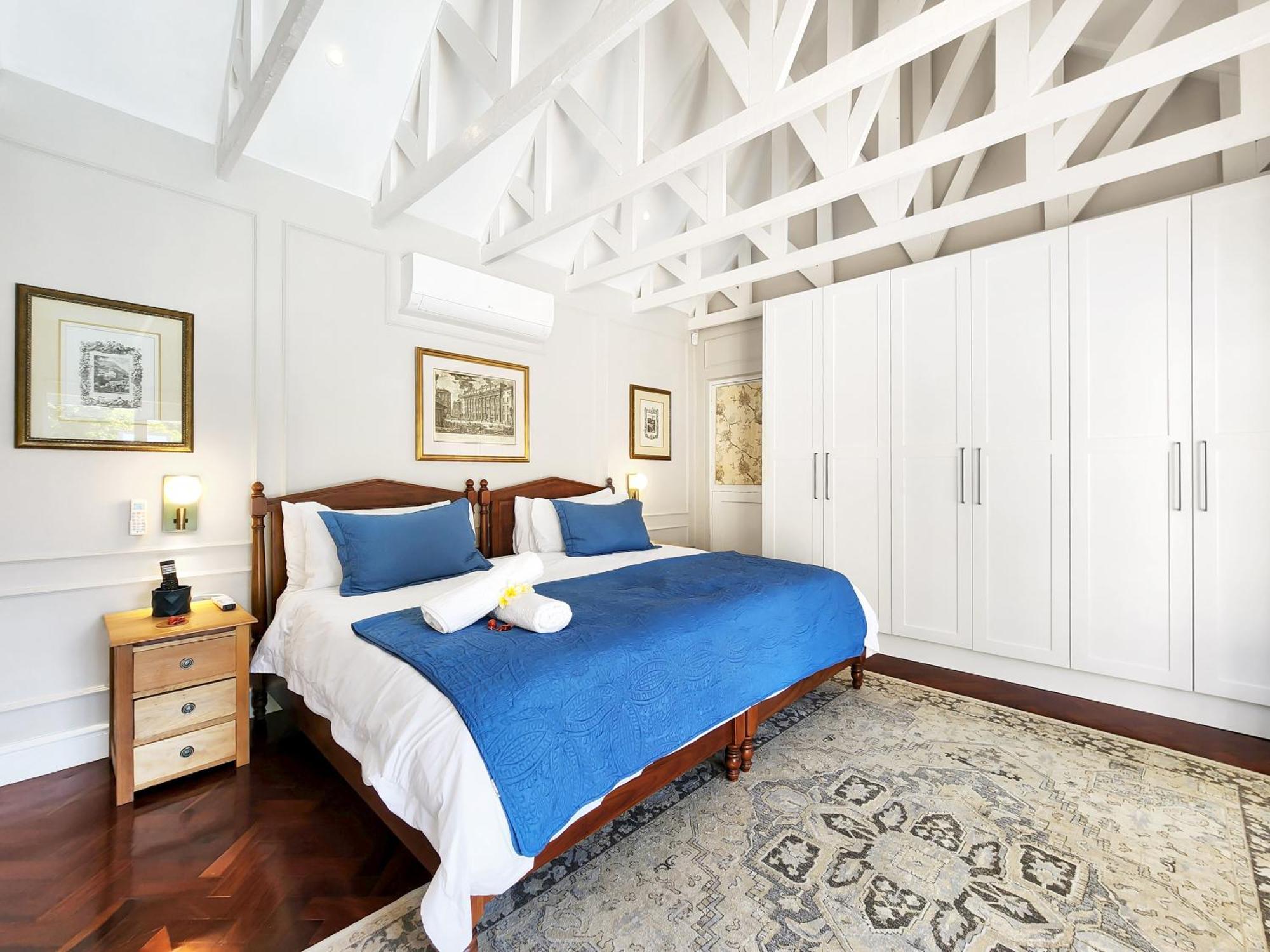 Branch & Vine Cottages - Constantia - Formerly Pinoak Cottages Kapstaden Eksteriør billede